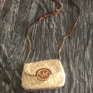 Michael Kors cross body